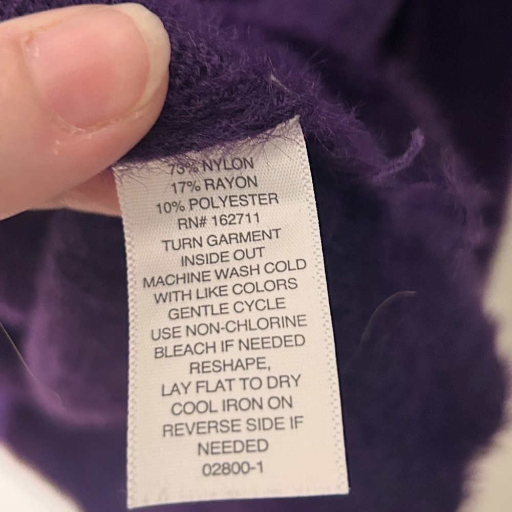 Liz Claiborne Women's Deep Purple Sweater - Picture 3 of 11